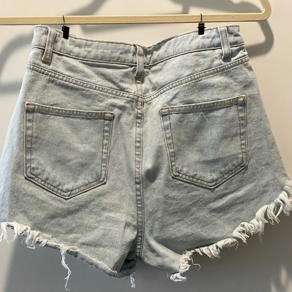 Wild Fable high waisted  Jean Shorts size 6 - Picture 2 of 2